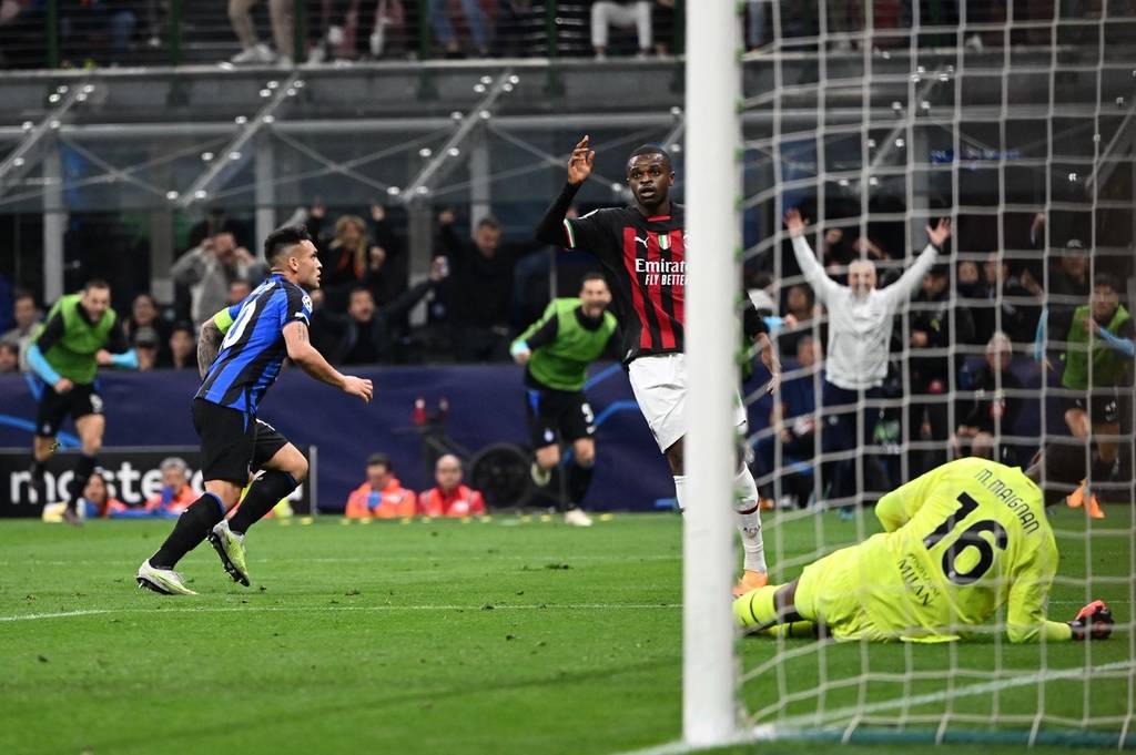 B费：确定不被需要的时候就会想离开，想体验西甲或意甲联赛（B费：若感到不被重视会考虑离队，渴望去西甲或意甲闯荡）