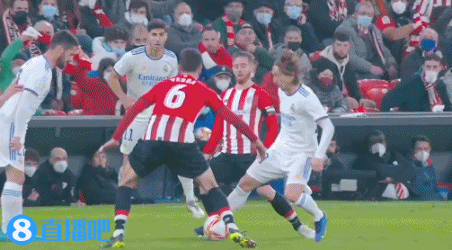 官方：特朗普获得首届国际足联和平奖